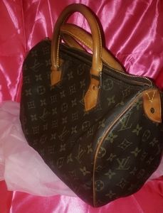 Louis Vuitton Speedy